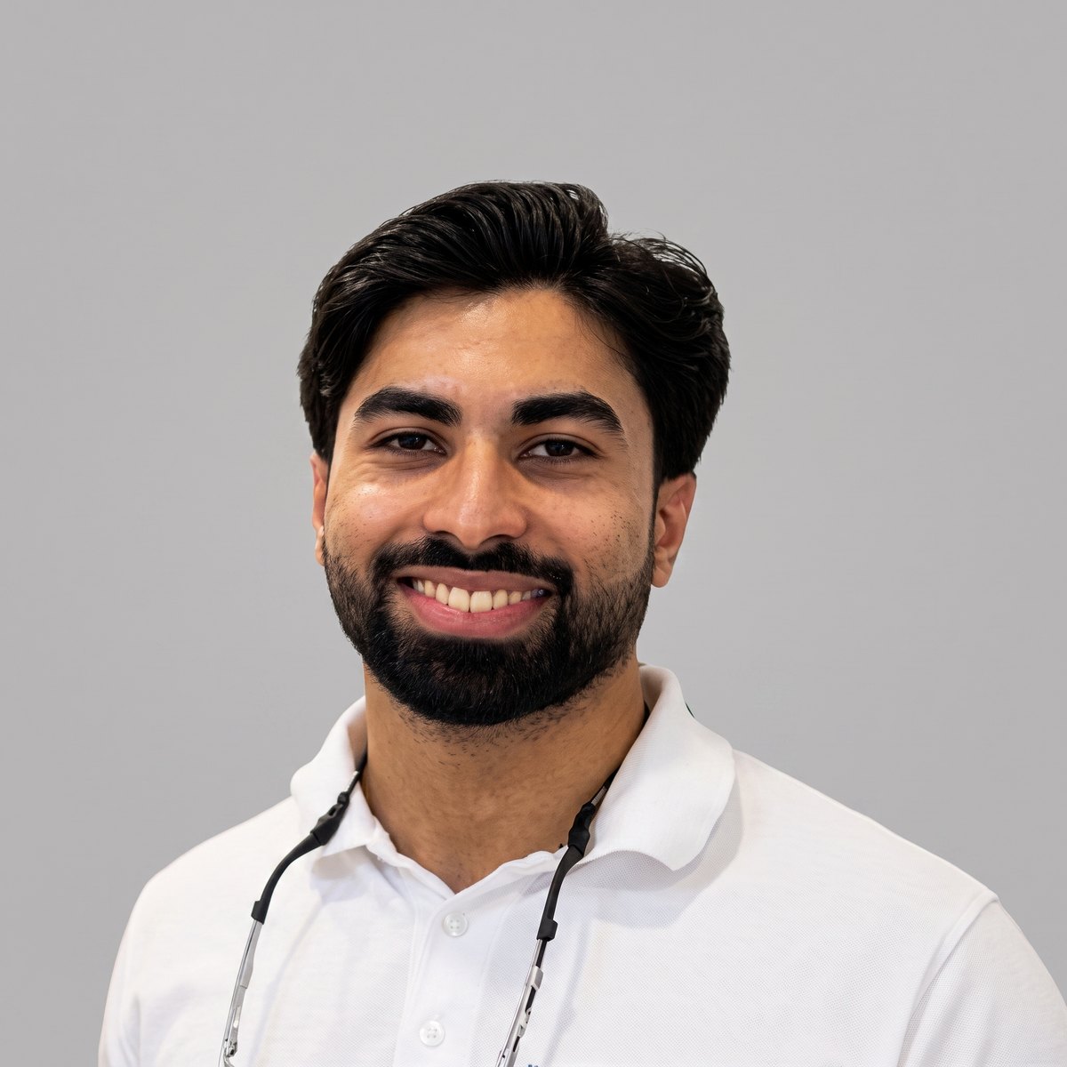 Haseeb Ahmad, Zahnarzt und Gründer von Praxislink
